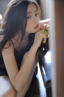 美女的屁股